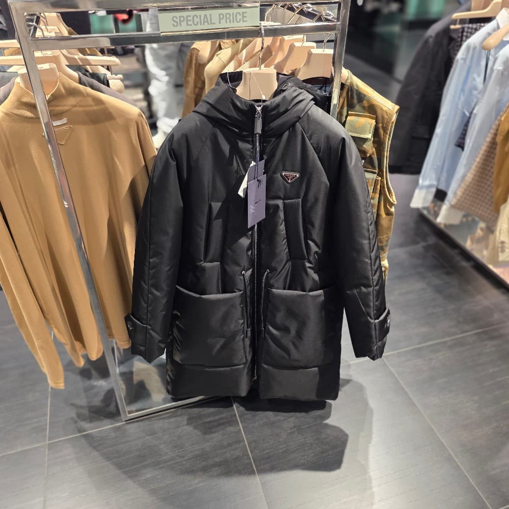 프라다 리나일론 여성 패딩 자켓