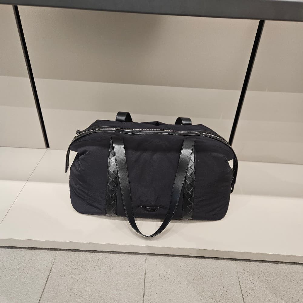 보테가베네타 라지 위켄더백